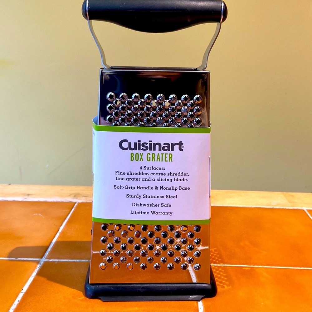 NWOT CUISINART BOX GRATER